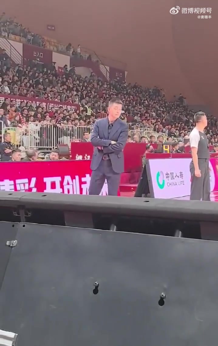 媒体人:CBA对辽宁&浙江就“四冠手势”一事提出书面警告⚠️