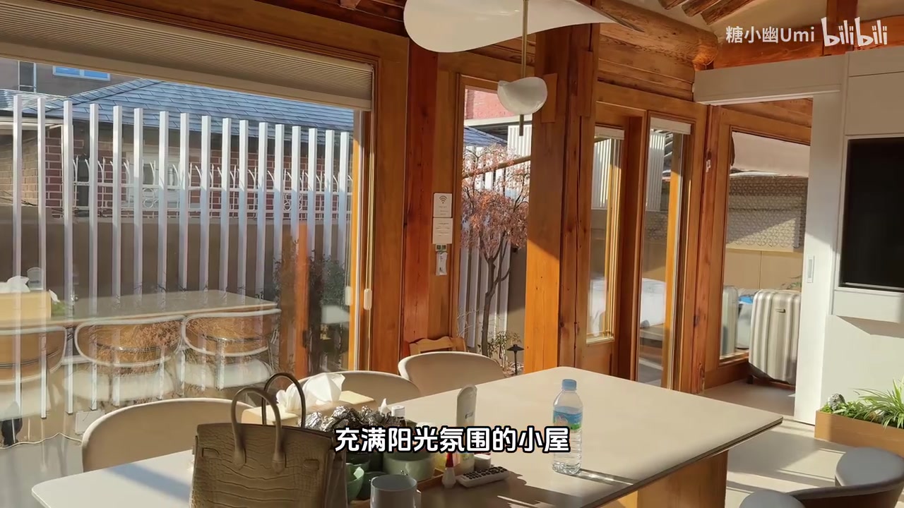 糖小幽前往韩国和Doinb爸妈碰面:大b父母和姐姐都非常年轻漂亮