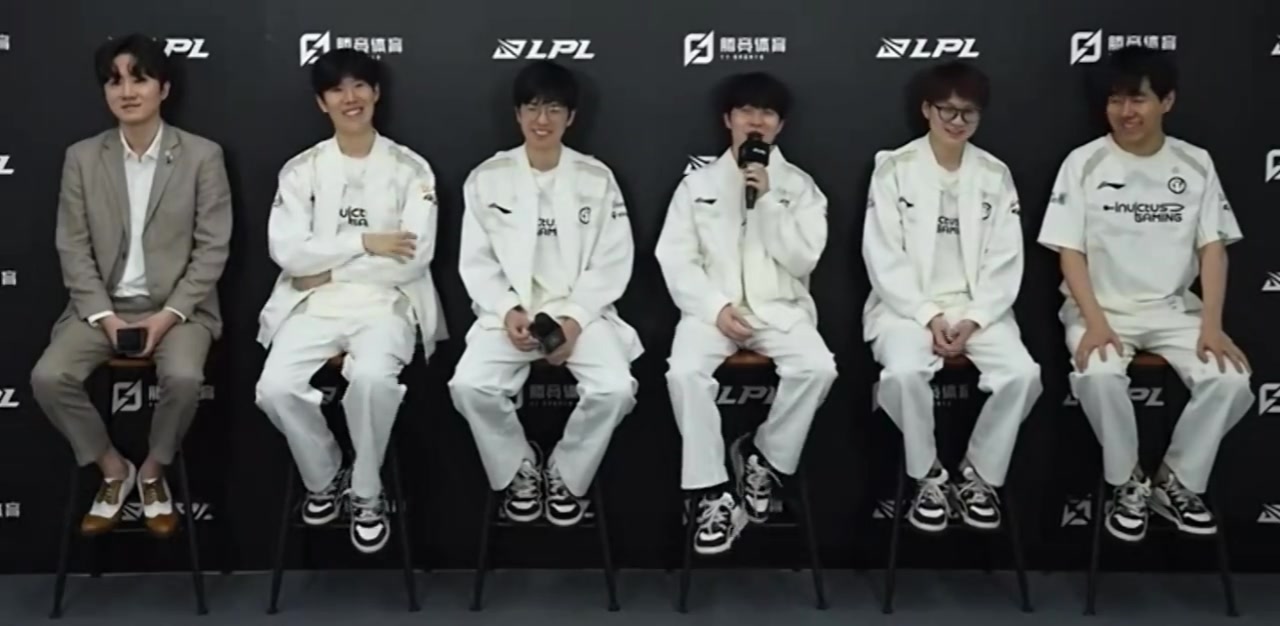 最近面对Doinb胜率较低,Rookie:没在这方面想很多,胜率高低又没怎么样